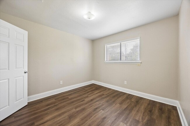 Building Photo - 8329 Fathom Cir