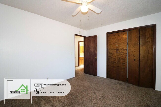 Building Photo - 3867 Apollo St