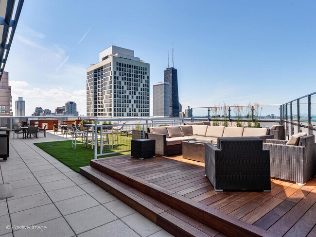 Building Photo - 600 N Lake Shore Dr