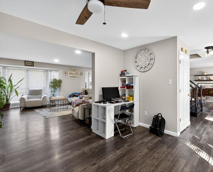 Building Photo - 223 Cherry Hills Meadows Dr