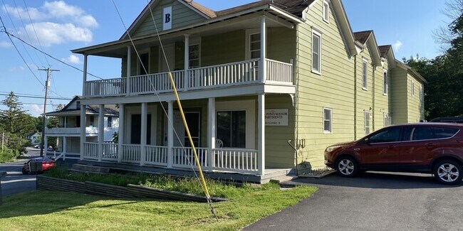Primary Photo - Millpond Manor