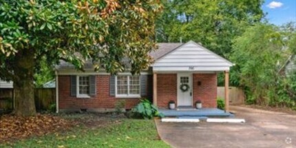 Building Photo - 4 Bedroom, 2 Bathroom Near Park & Goodlett