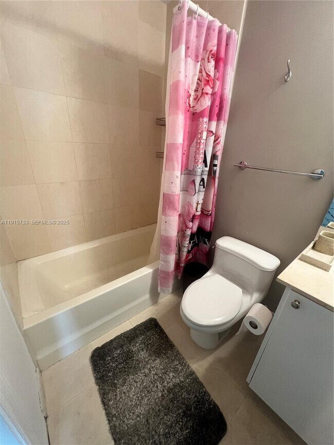 Building Photo - 60 SW 13th St