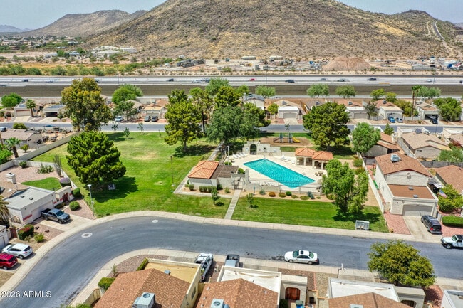 Building Photo - 4760 W Wahalla Ln