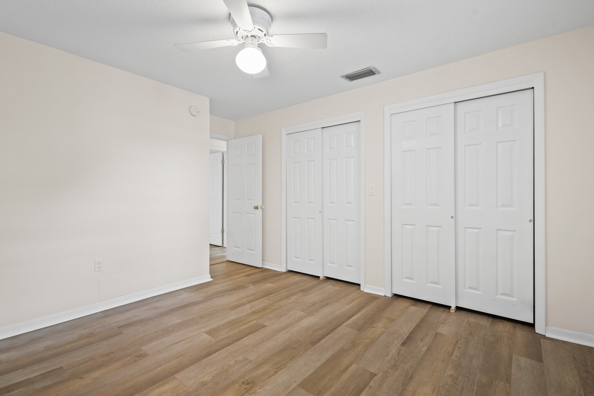 Building Photo - 1423 Aries Ln
