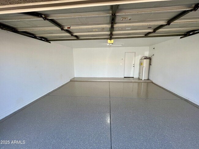 Building Photo - 2319 E San Tan Dr