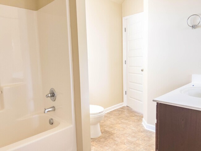 Building Photo - 4861 Coal Creek Dr