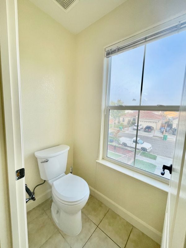 Building Photo - 1435 San Diego St