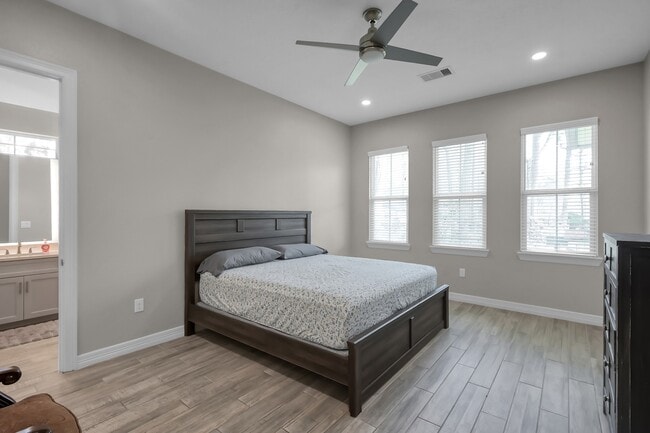 Building Photo - 14609 Jim Stowe Rd