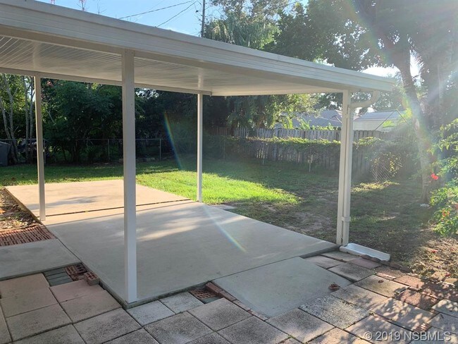 Building Photo - 3404 Juniper Dr