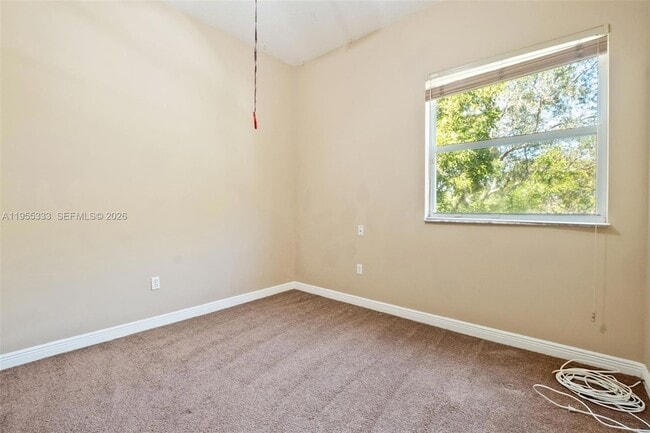 Building Photo - 16301 SW 49th Ct