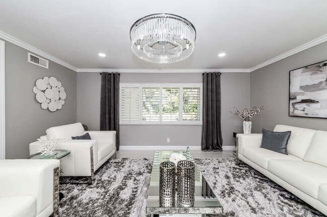 Building Photo - Walnut Dream Home; Updated Inside and Out, Just Steps from Top Schools