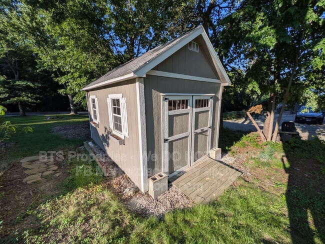 Building Photo - 3612 North Harvard Avenue