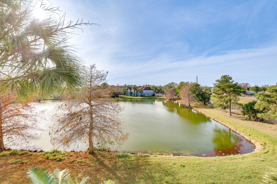 Building Photo - 3725 Castle Pines Ln