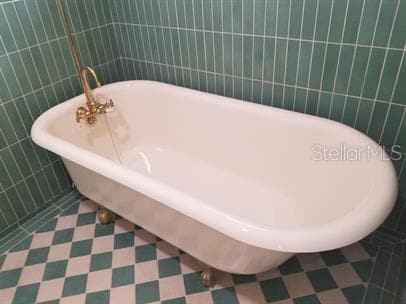 Building Photo - 634 3rd St N