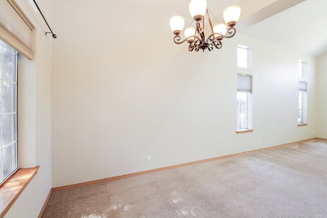 Building Photo - 25719 SE 37th St