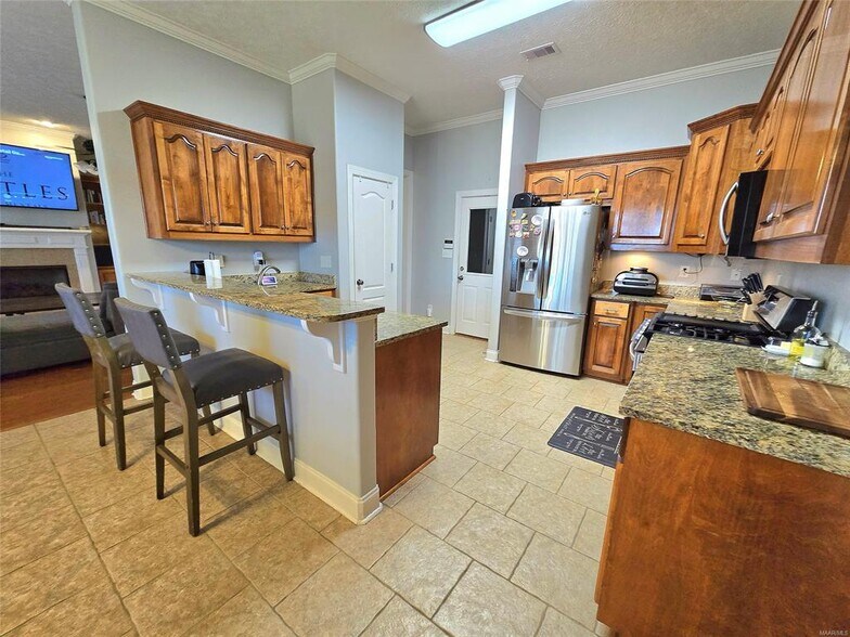 Building Photo - 310 High Pt Rdg