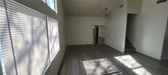 Building Photo - 2784 Belcastro St
