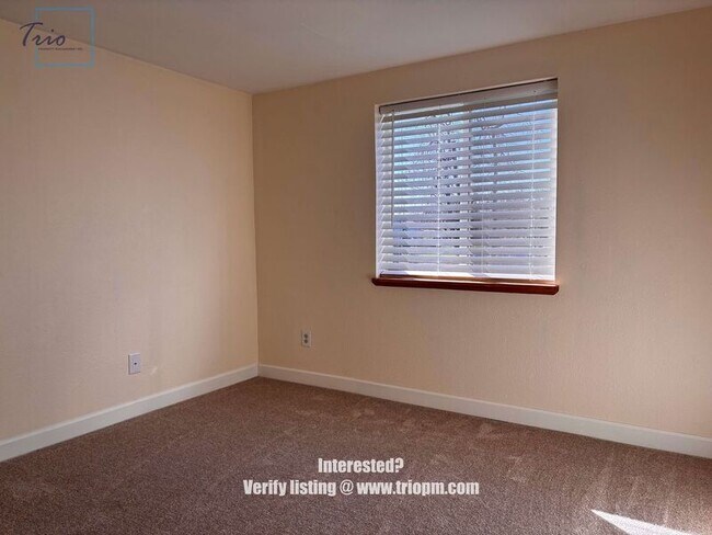 Building Photo - 580 N 51st St