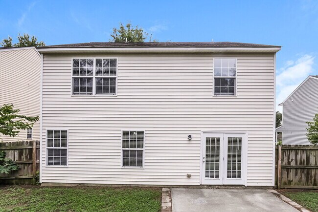 Building Photo - 4027 Taylor Oaks Dr