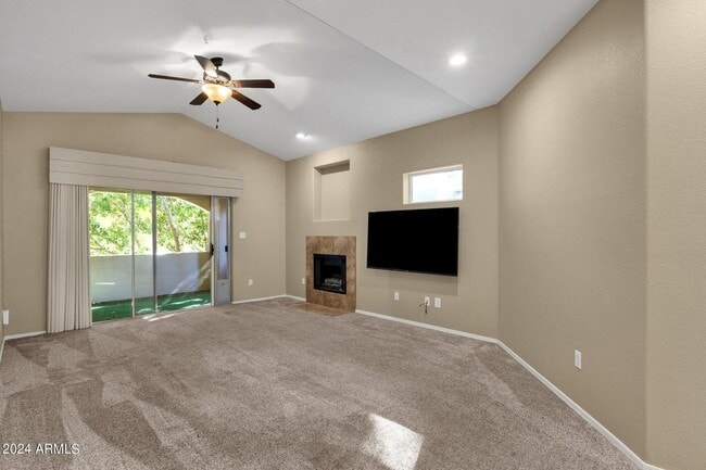 Building Photo - Welcome to this stunning 3-bedroom, 2-bath condo in the heart of McCormick Ranch!