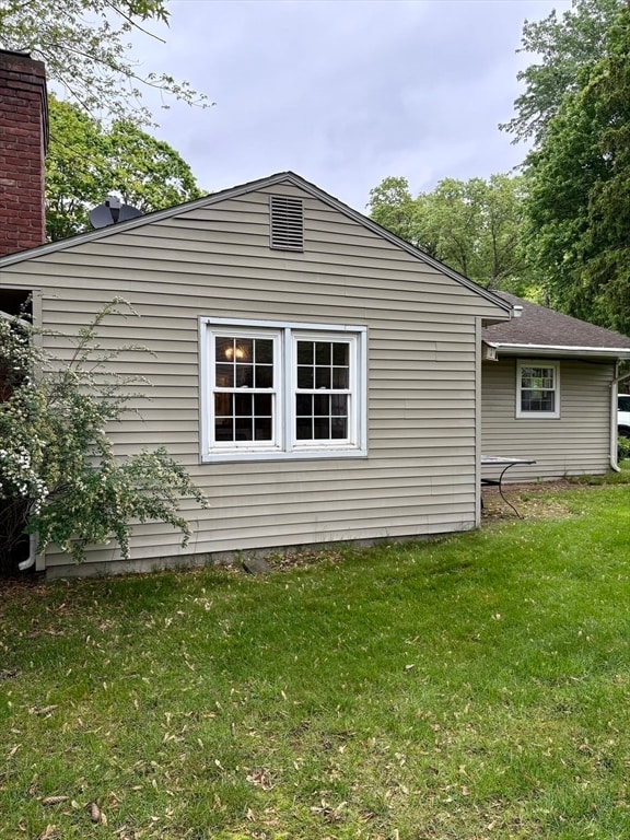 Building Photo - 93 Crestmont St