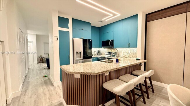 Building Photo - 5725 NW 114th Path