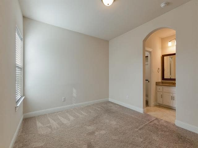 Building Photo - 3004 Deansbrook Dr