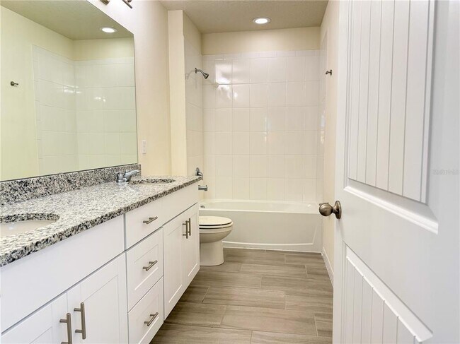 Building Photo - 16128 Mangrove Rd