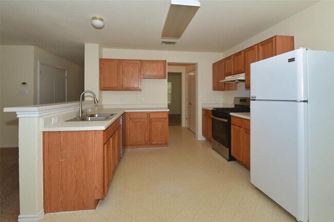 Building Photo - 807 Estancia Way