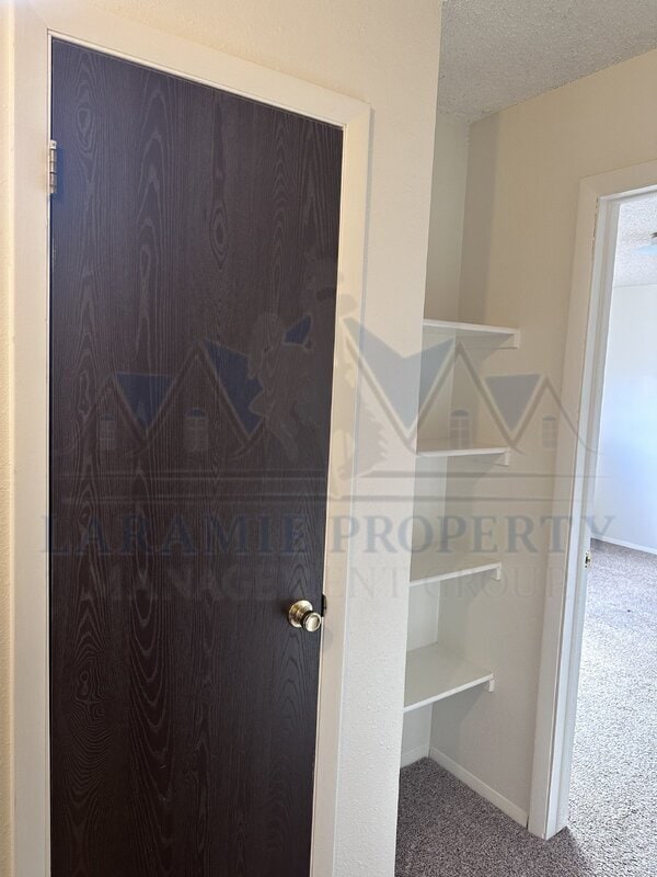 Building Photo - 714 Downey St