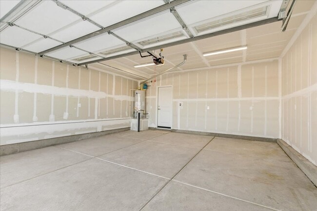 Building Photo - The Tahoe - Luxury 3 Bedroom, 2.5 Bath Townhome with Full 2 Car Garage