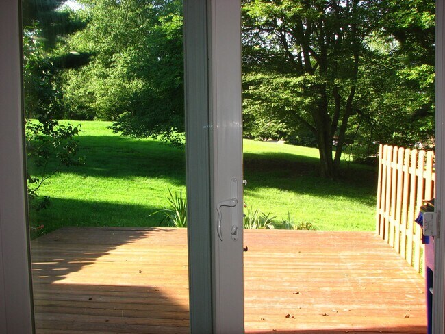 Building Photo - 5769 Yellowrose Ct