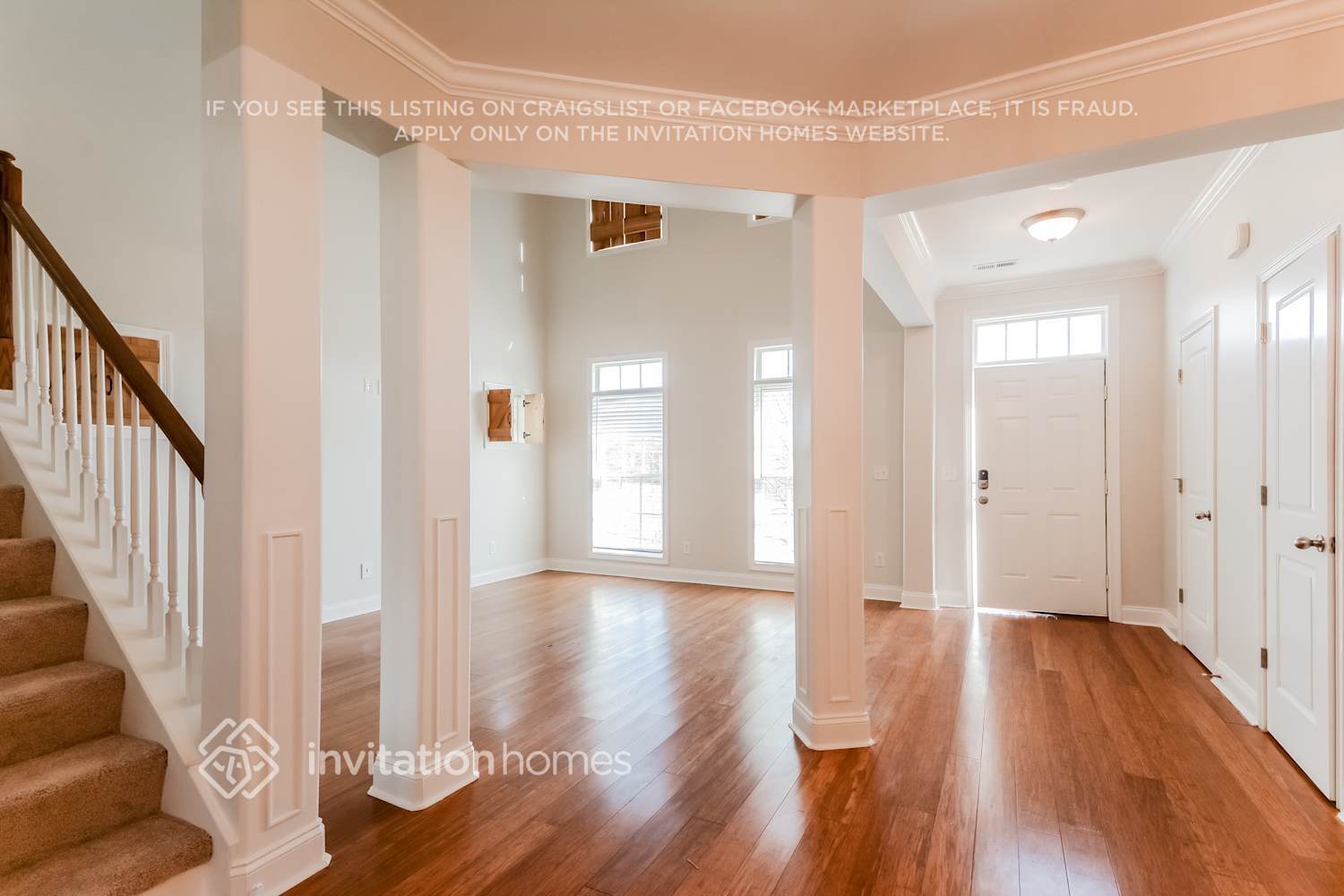 Building Photo - 2027 Oak Trail Dr
