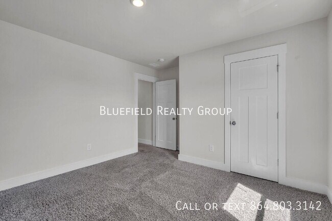 Building Photo - 308 Garrison Grove Dr