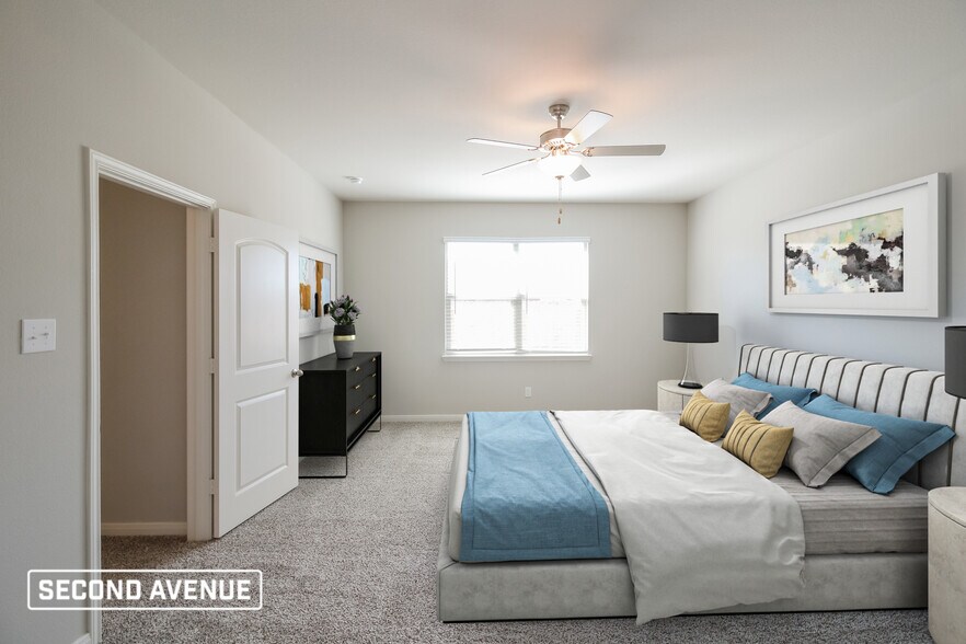 Building Photo - 2113 Jeanine Dr