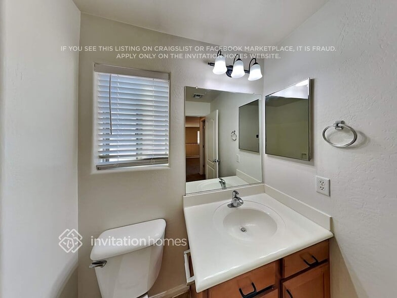 Building Photo - 28378 N Desert Hills Dr