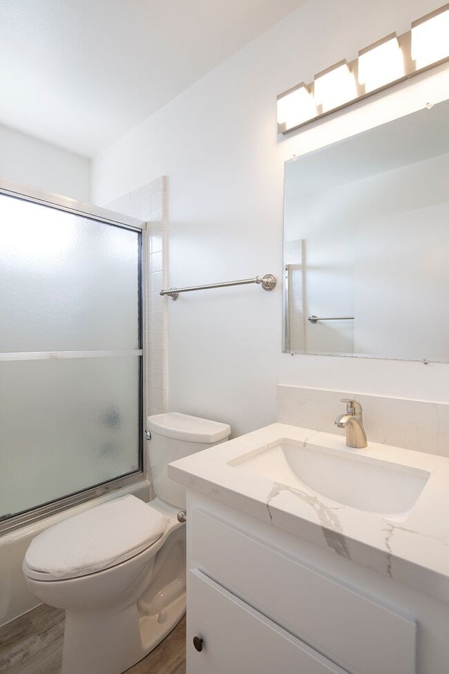 Building Photo - *OPEN HOUSE: 8/23 9-10AM* BEAUTIFUL Remode...