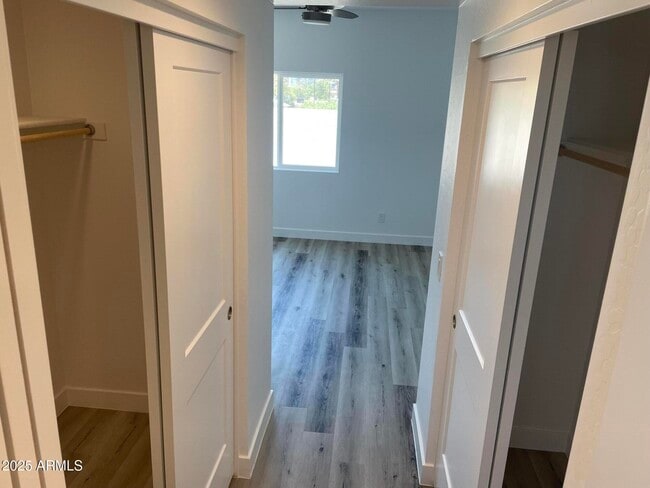 Building Photo - 1457 E Taylor St