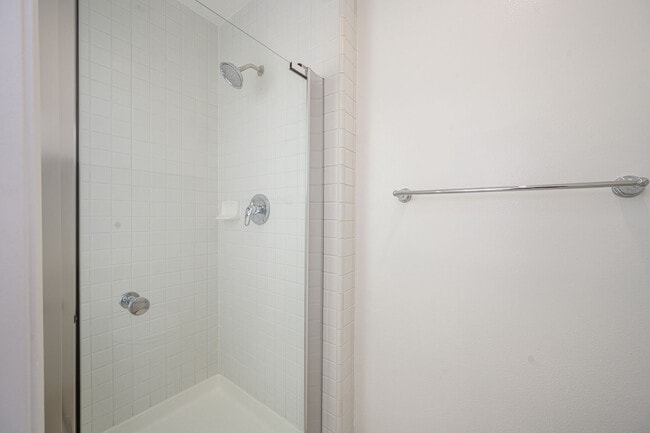 Building Photo - 2243 Martin