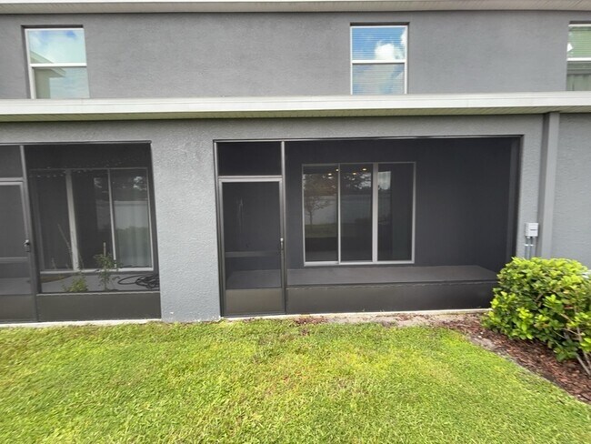Building Photo - 5227 Dragonfly Dr