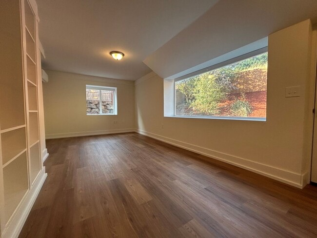 Building Photo - Welcome to your new home!