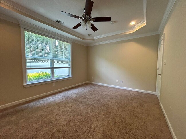 Building Photo - Charming 3-Bedroom Home in Prime VB Locati...