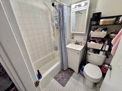 Building Photo - 21 Symphony Rd