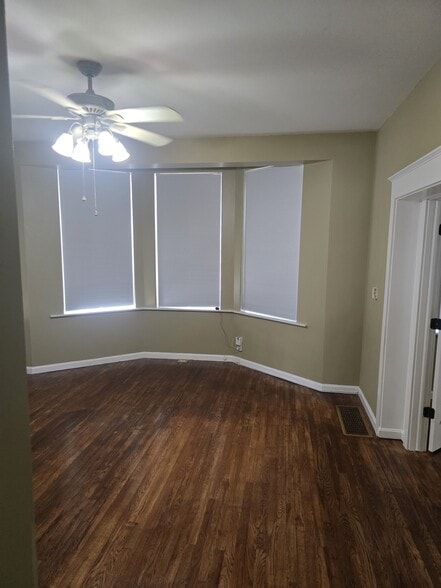 Building Photo - 2512 Homestead Pl
