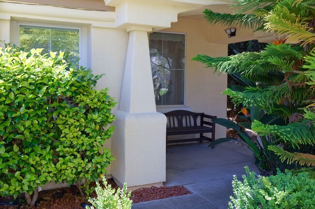 Building Photo - 1012 Trailside Dr