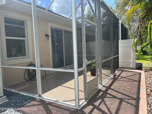 Building Photo - 5748 Tamarac Dr