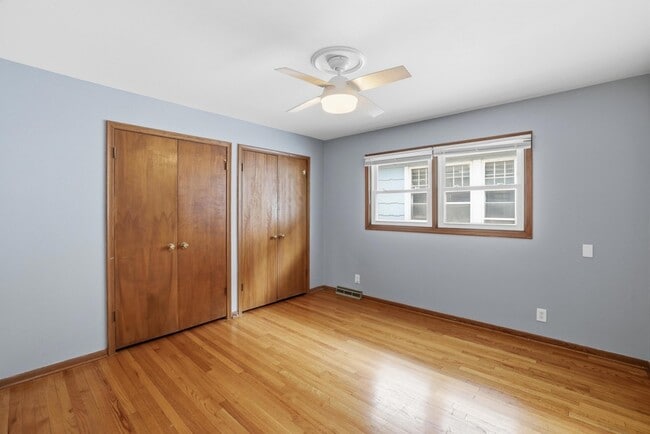 Building Photo - 4538 N Larkin St