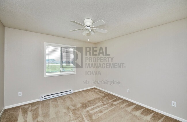 Building Photo - 2017 Vista View Dr