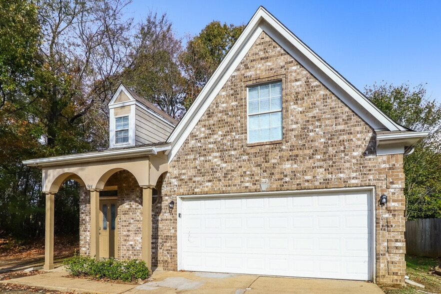 Building Photo - 944 Shorey Ln